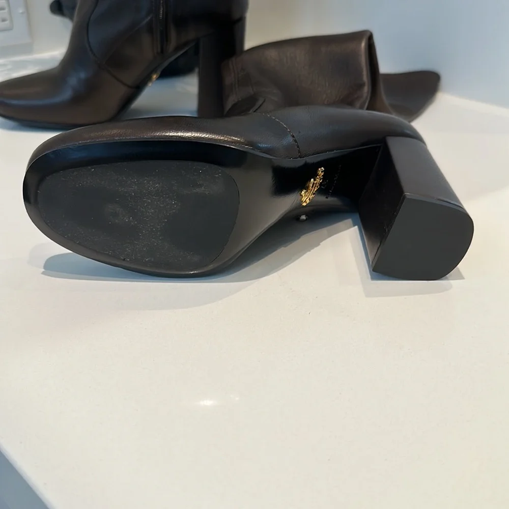 Prada boots. 37 - Picture 2 of 6